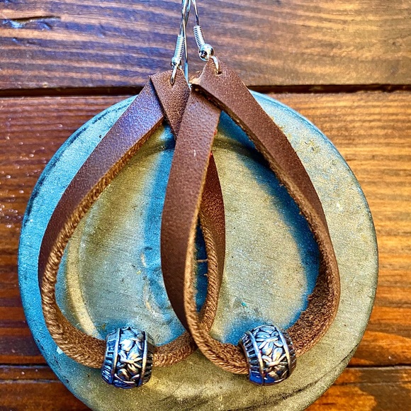 handmade Jewelry - leather earrings. hoop with bead in coconut brown